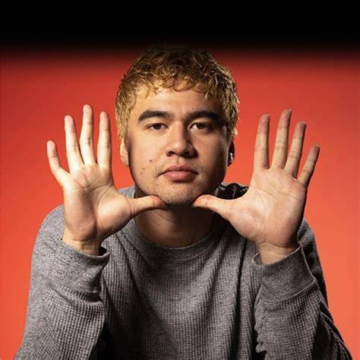 Calum Thomas Hood, Calum Hood, Pop Rock Bands, Bad Posture, Sweet