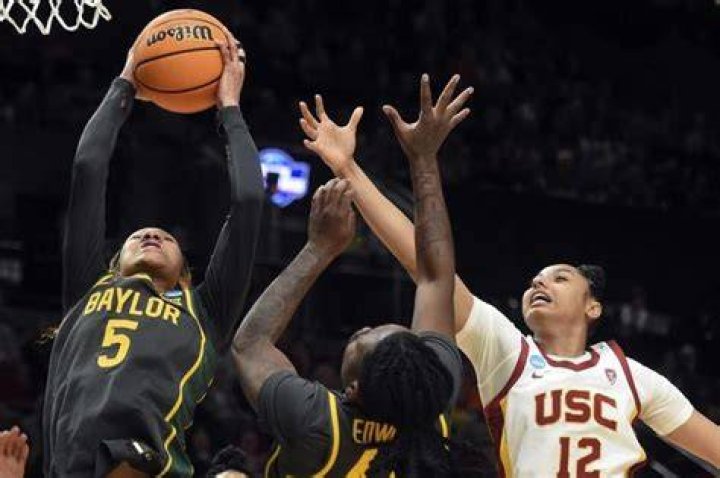 JuJu Watkins scores 30, powers Southern California past Baylor 7470