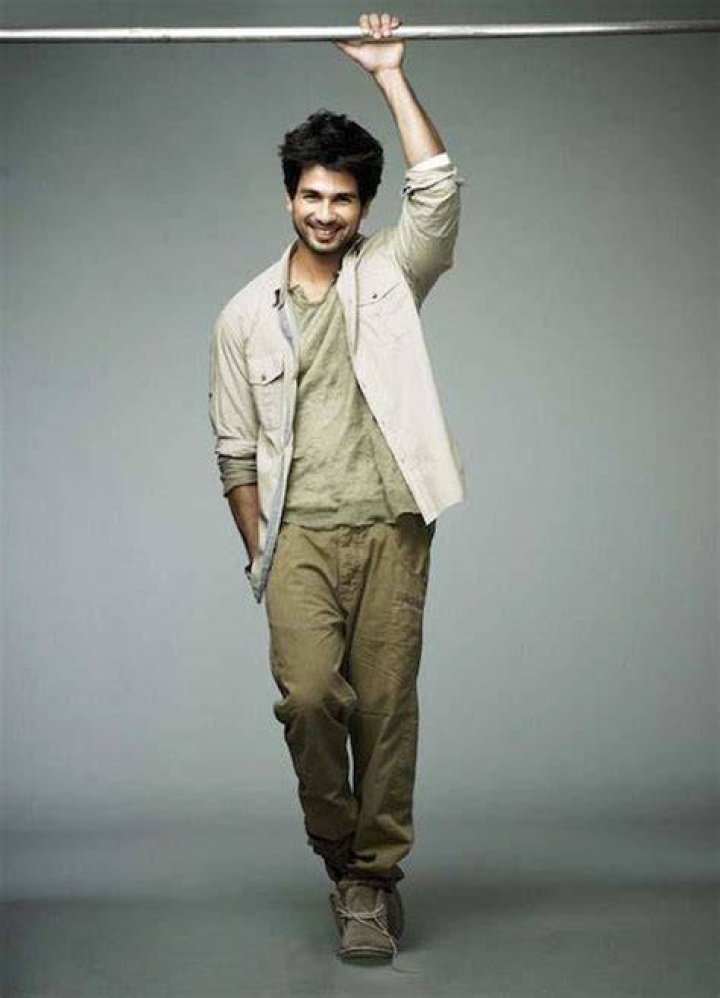 Shahid Kapoor Biography, Height & Life Story Super Stars Bio